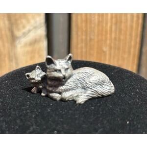 Pewter Figurine Mama Cat and Kitten Tiny Mini Statute Shelf Decor Cat Lover